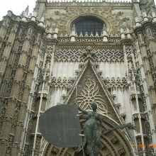 内部もすごいです。