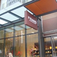 ホテルの一階のチョコレートショップ