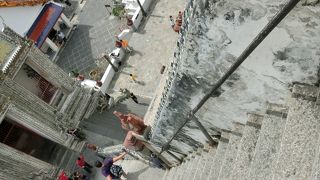 大仏塔を上る階段角度は想像以上！上ったあとの眺望も想像以上！！