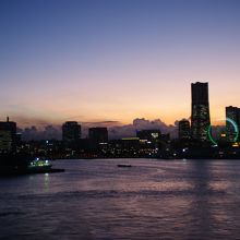横浜の夜景（もう少しうまく撮れればなぁ）