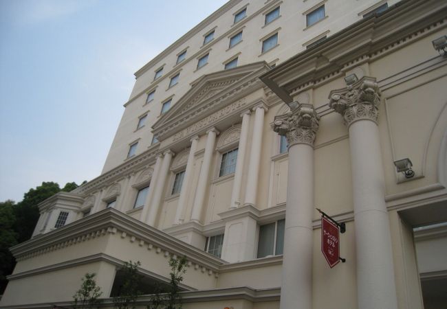 モダンな雰囲気の焼魚レストラン！