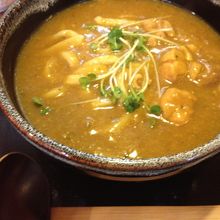 鶏肉がごろごろ入ってます