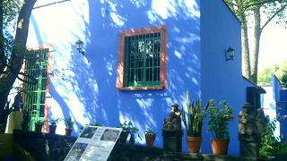 美術好きはぜひ訪れたい