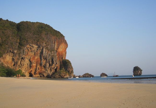 夕暮れ時は人もまばら