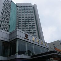 大きいホテルです