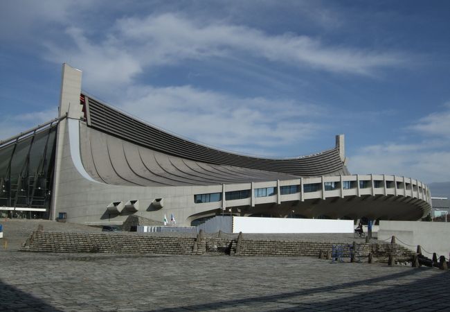 代々木屋内総合競技場