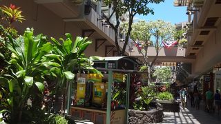 とりあえず行っておきたい！フードコートも充実☆