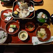 かっての熊本藩の食事を現代風にアレンジした「本丸御膳」