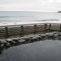 無料で利用できる鴨川グランドホテルの露天風呂