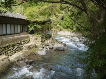 湯之沢　渓山荘 写真