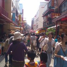 南京町の人混み