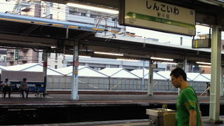 快速が止まる駅