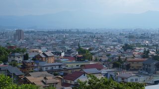 ここから鶴ヶ城が炎上していた様が見えたそうです