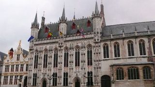 きれいな市庁舎