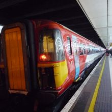 これに乗ります。そんなにきれいじゃない､､