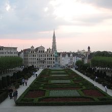 夕日の頃。雲が多くてちょっと残念でした。夕日綺麗でしょうね。