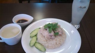 カオマンガイが有名