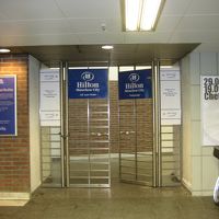 地下の出入り口