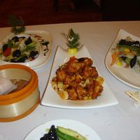 バイキングでない方の中華レストランで一人で注文した料理