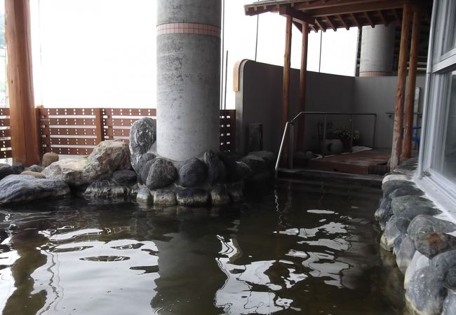 雪だるまが、温泉に入ったら・・・