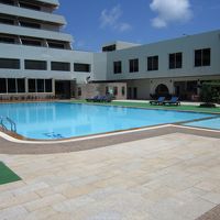 タワー館側プール（こちらのプールは空いている）