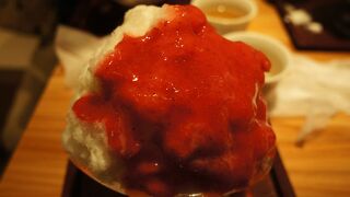 人気のカキ氷は絶品です