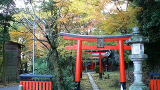 桜、紅葉の名所、山崎聖天（やまざきしょうてん）