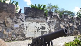 途中によくわからない遊具あり