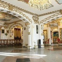 豪華な内装です