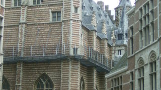 現在は博物館です。