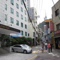 地下鉄の会賢駅に近くて便利です。