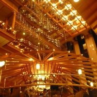 『錦大路』の吹き抜け