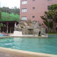 温泉プール　貸し水着アリ