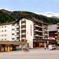 建物は少々古めだが、駅のすぐ近くなので非常に便利