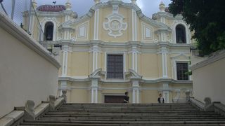 階段下からの眺めが良い