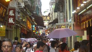 マカオのショッピングを楽しむ