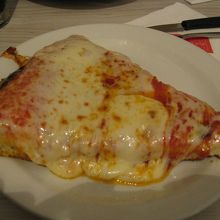 チーズがあふれんばかり！！