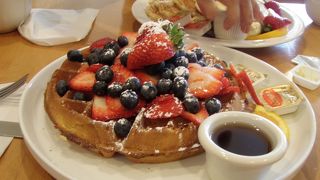 朝からフルーツたっぷりで幸せ