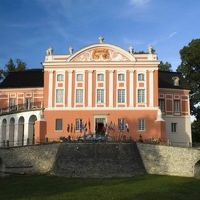 由緒ある宮殿です