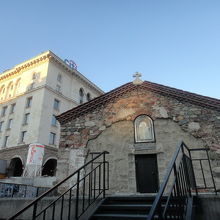 教会自体はとても小さいです