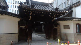 ミナミにあります。