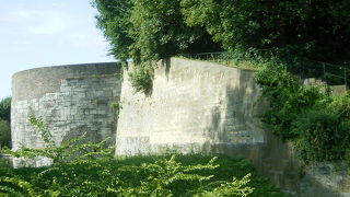 今も残っています。