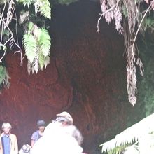 サーストン溶岩洞窟