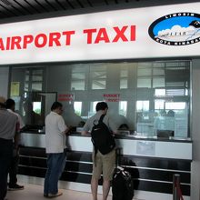 チケットカウンター