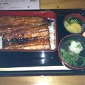 松戸駅前の鰻といえばここ。