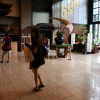 天井が高いロビー