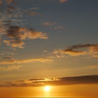 夕日。敷地内ブッダポイントにて。