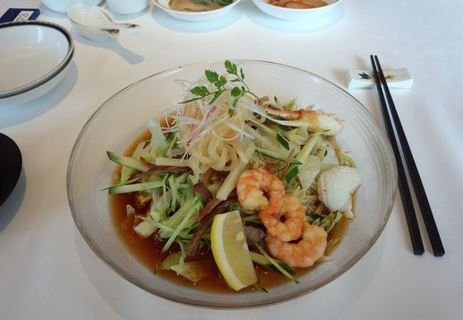 習志野モリシアレストランの最上階11階にあります。