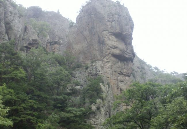 韓国三大岩山の一つ