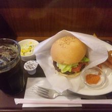 ベッカーズバーガープレート